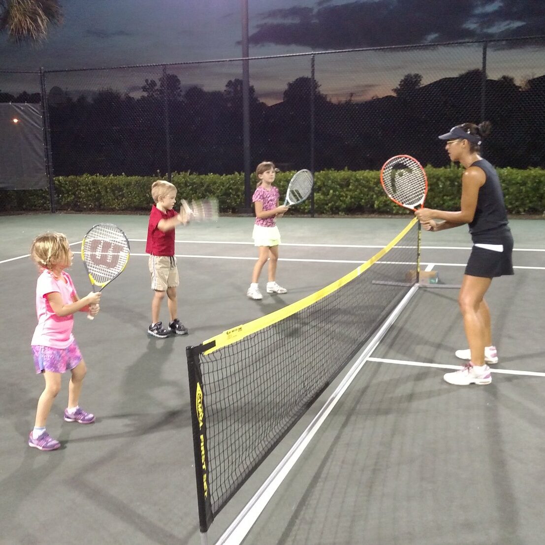 Coach Sara Traveling Tennis Pros Ten and Tennis Under Clinic in Fort Myers